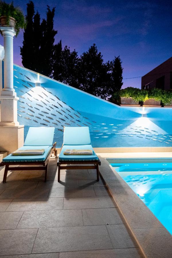 Apartments Villa Camellia - Adults Only Supetar Exterior foto