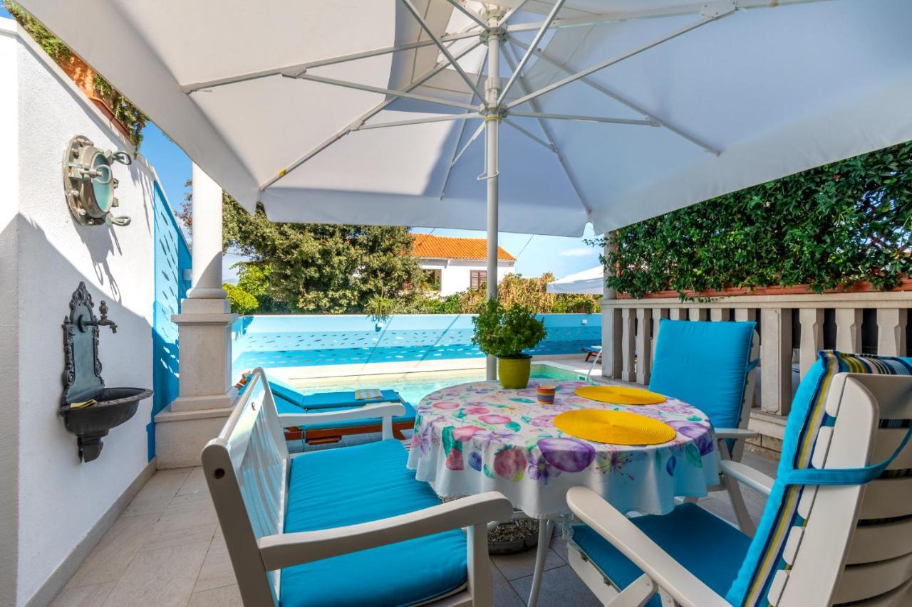 Apartments Villa Camellia - Adults Only Supetar Exterior foto